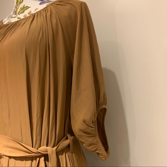 LAYER’D Women’s Latte Japanese Technical Midi Dress Size 8 - Picture 6 of 12